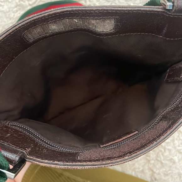 Gucci Monogram Messenger Crossbody ❤️💚 - Picture 10 of 13
